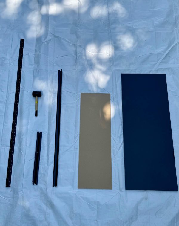 Sīkpreču plaukts izjauktā veidā