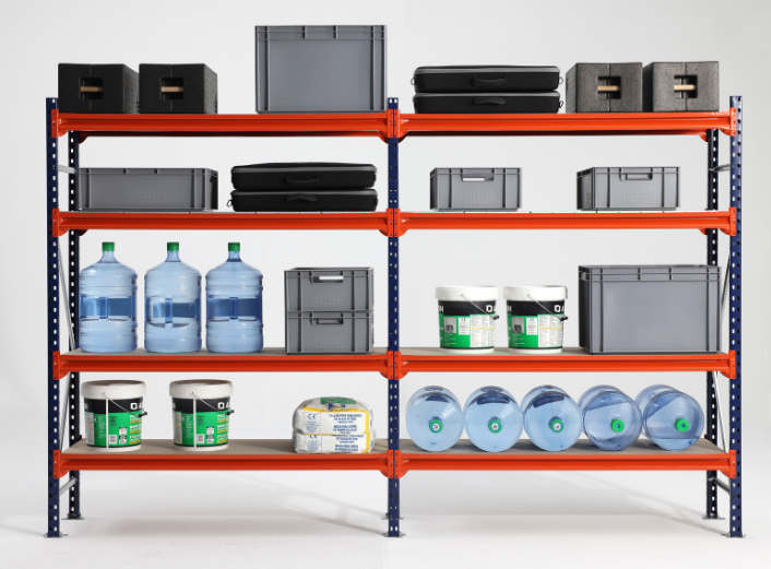 Viss veikaliem un noliktavām, lai sakārtotu telpu