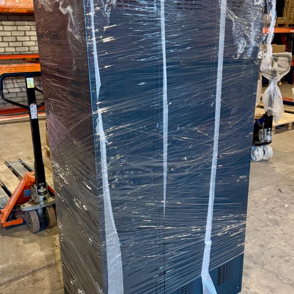 Mazlietots garderobes skapis 1800x500x900mm ar 3 durvīm